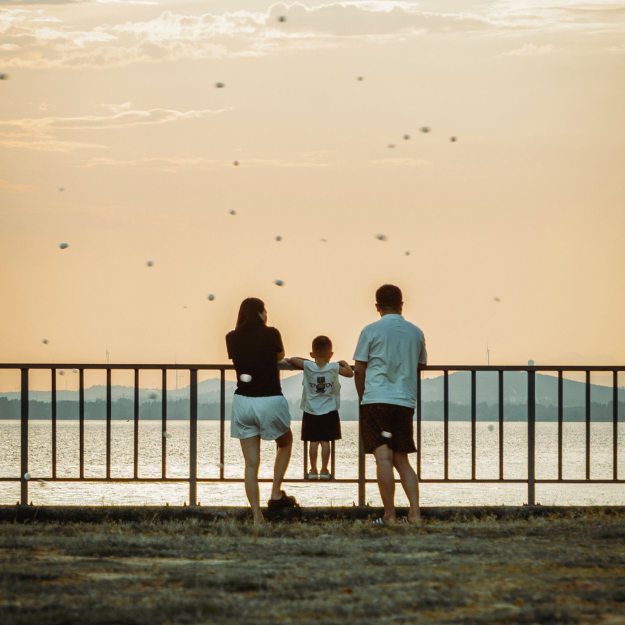 Boundaries in Families: Why Love Needs Both Closeness and Space